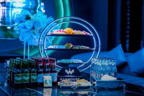 云浮KTV诚聘魅力达人 自由着装展现真我风采